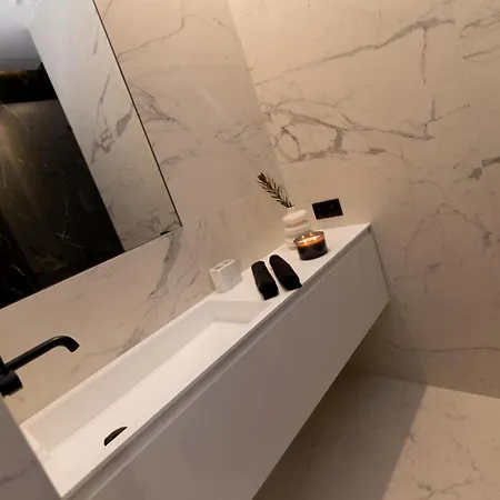 Appartamento Rentroom 1 *